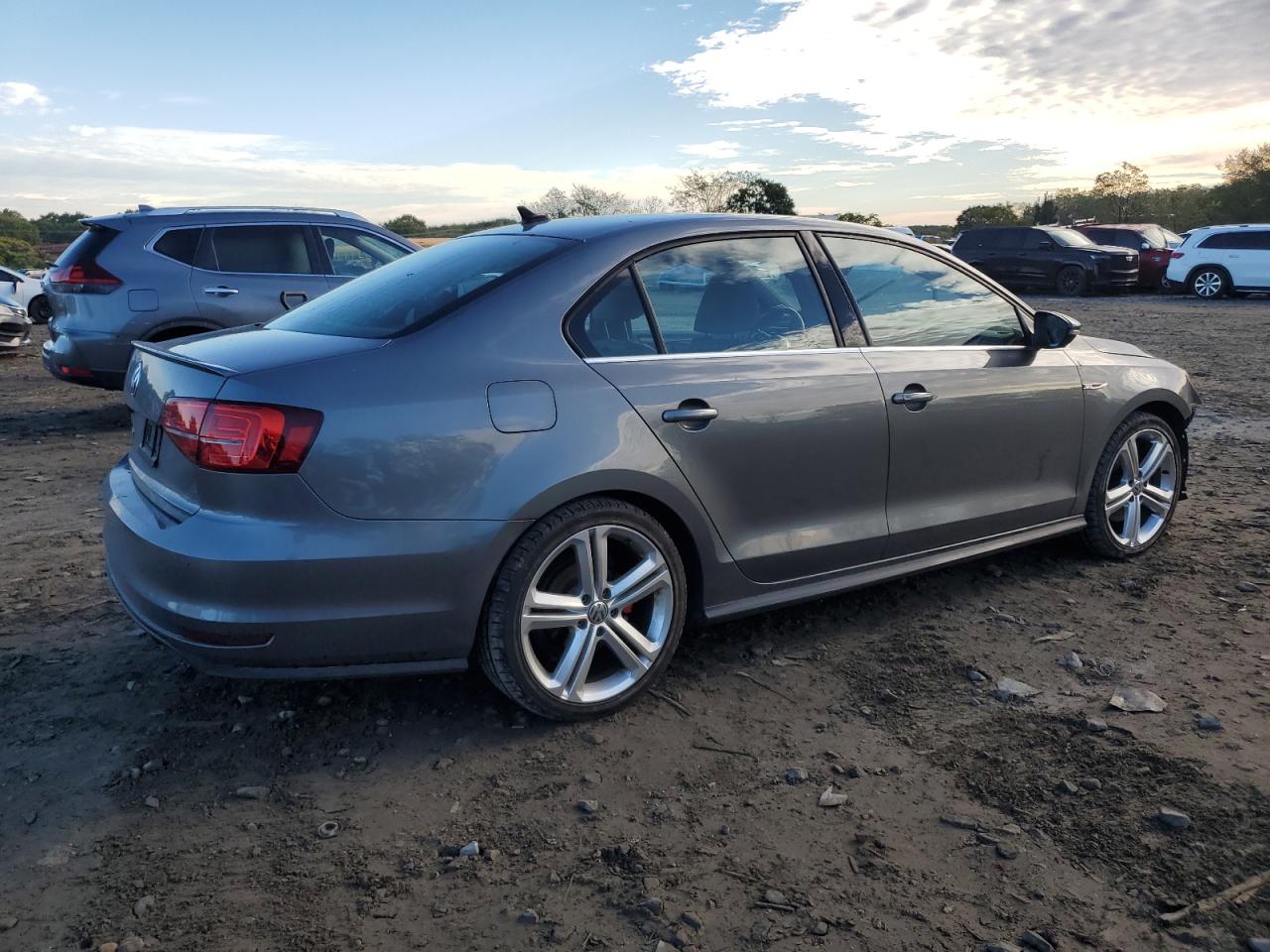 VOLKSWAGEN JETTA GLI