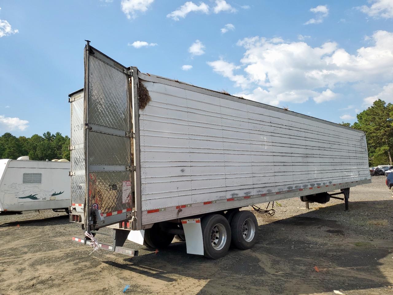 Lot #3287591029 2012 UTIL VS2RA