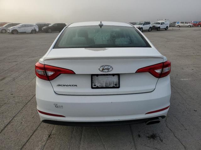2015 HYUNDAI SONATA SE 5NPE24AF2FH060268