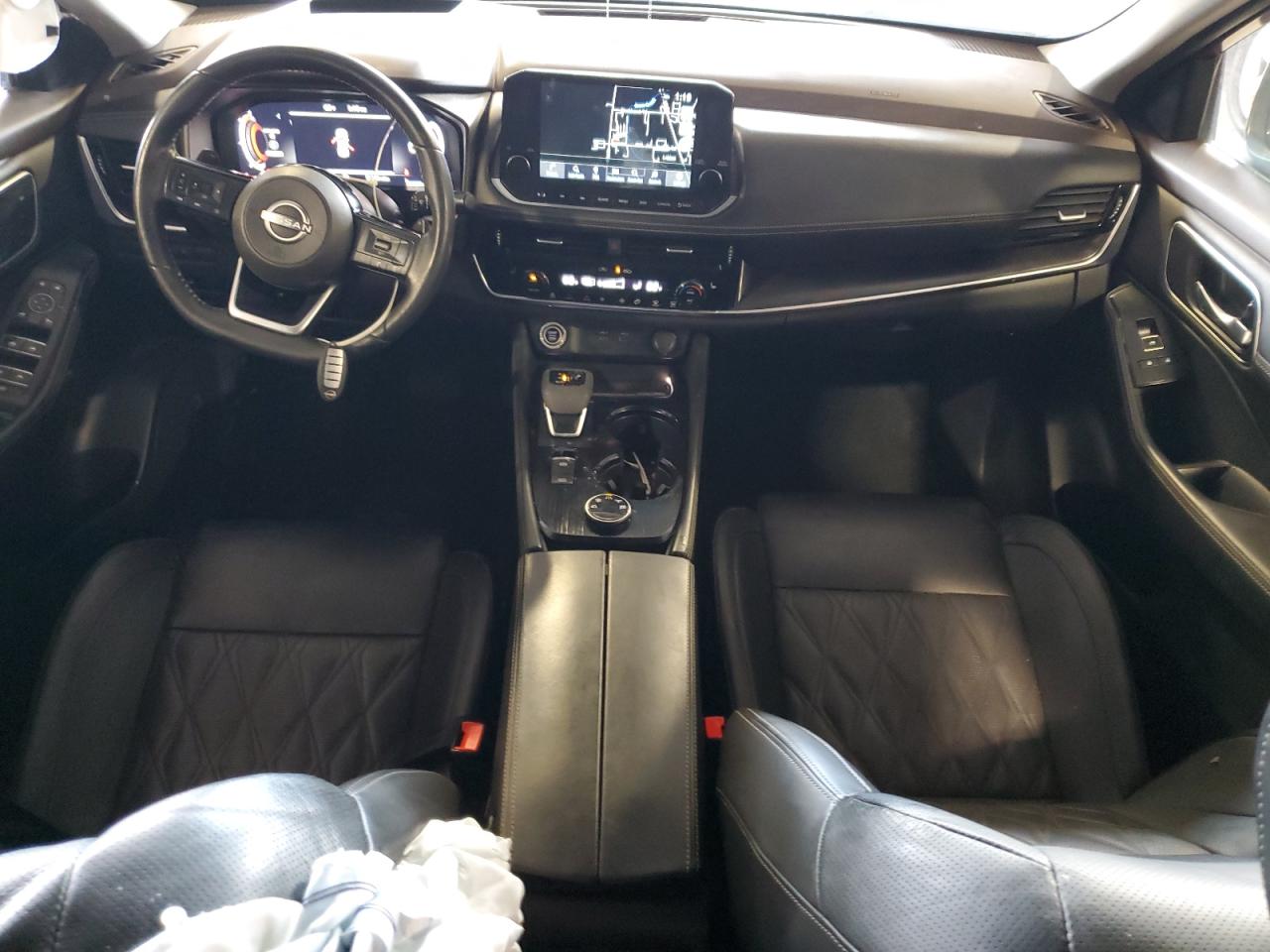 NISSAN ROGUE PLATINUM