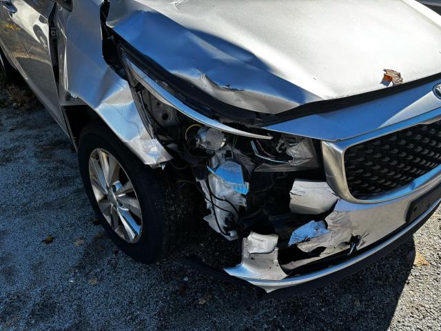 2017 KIA SEDONA L KNDMA5C10H6284092