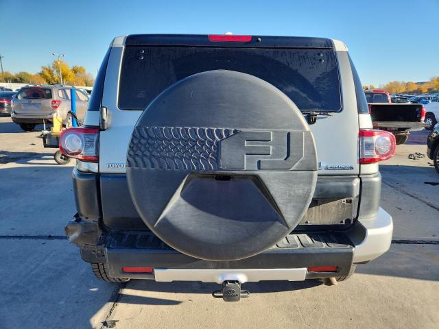 2012 TOYOTA FJ CRUISER - JTEBU4BF7CK144610