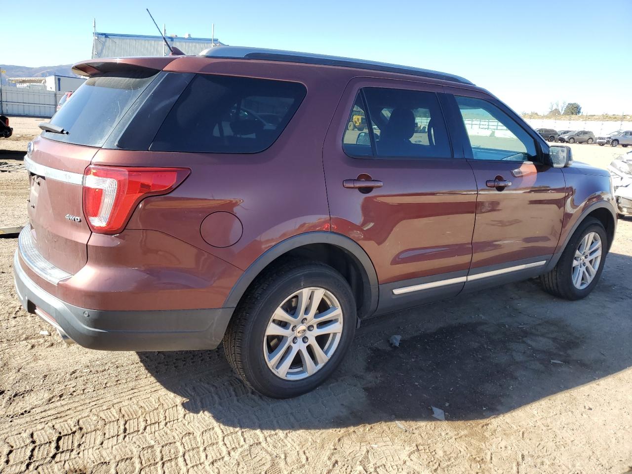 FORD EXPLORER XLT