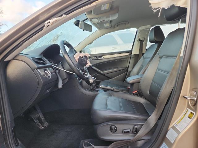 2015 VOLKSWAGEN PASSAT S - 1VWAT7A33FC079200