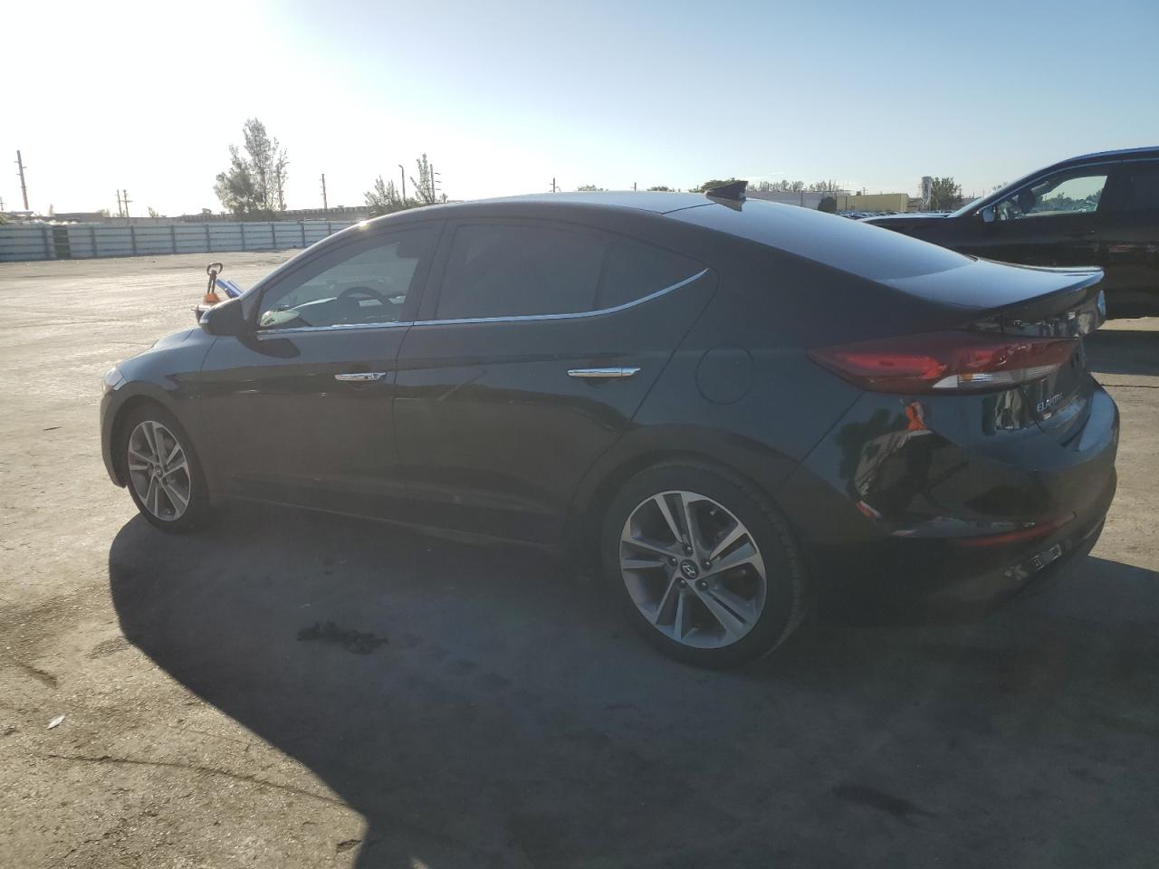 Lot #3301803346 2017 HYUNDAI ELANTRA SE