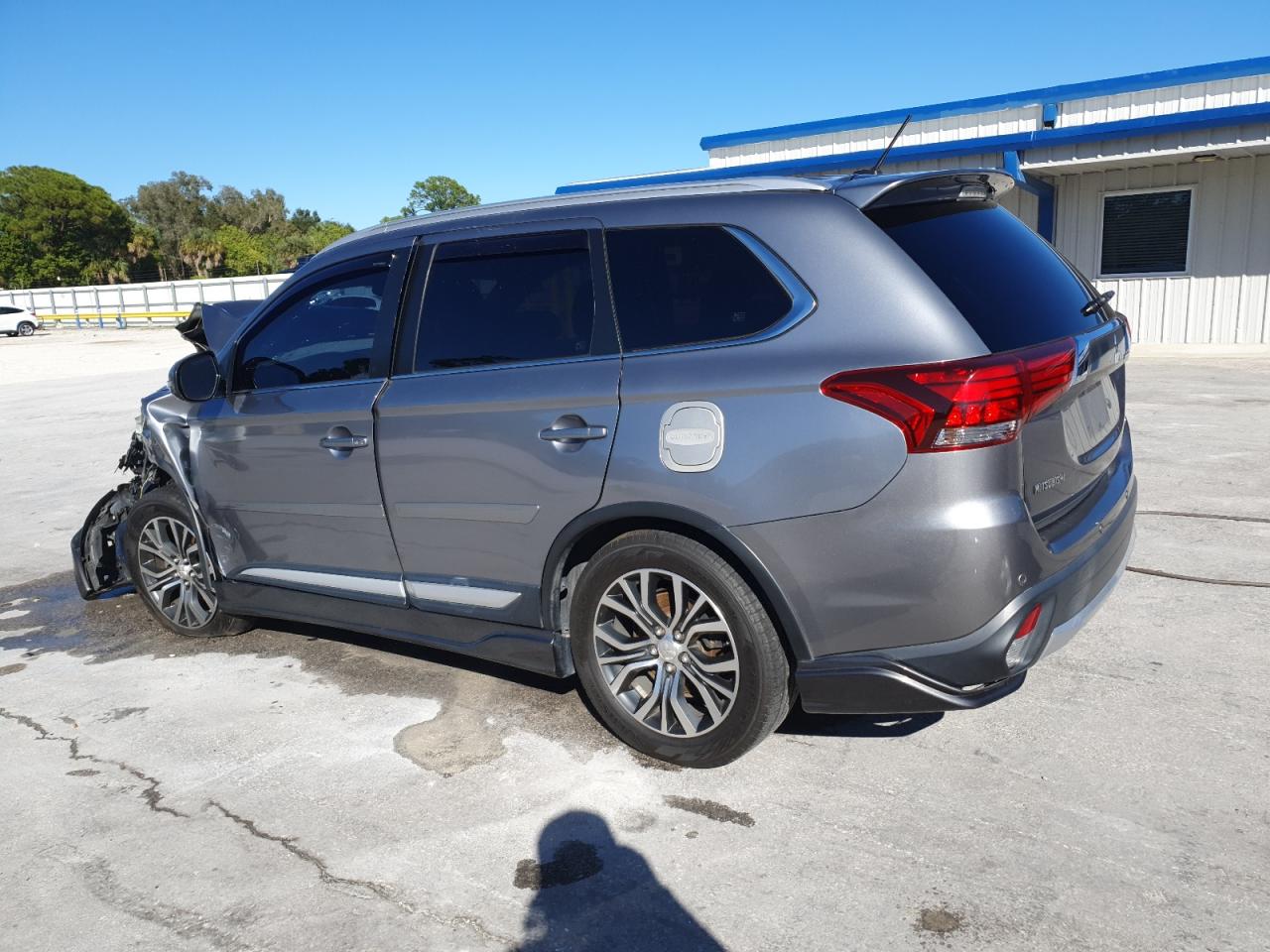 MITSUBISHI OUTLANDER GT