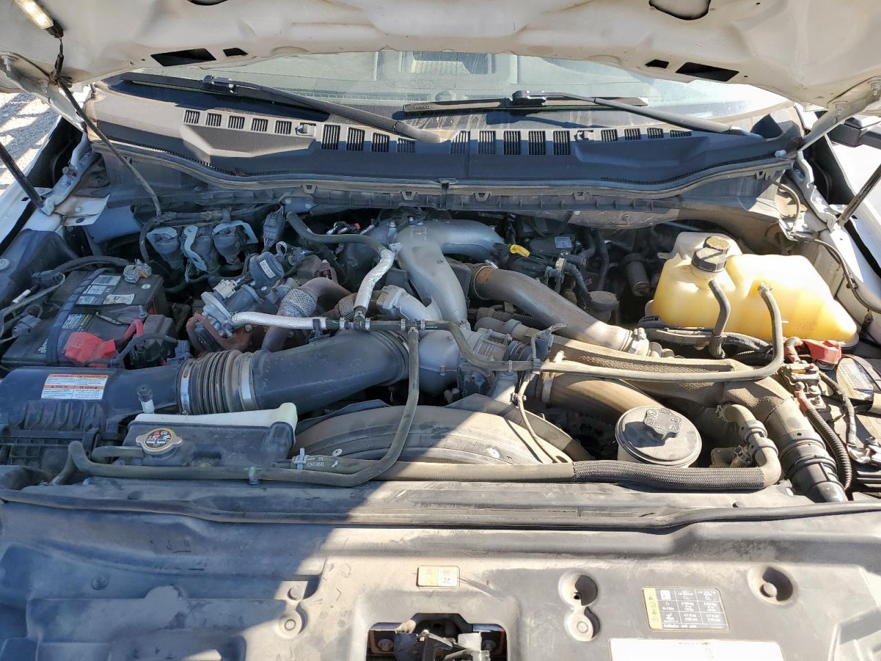 FORD F-550 SUPER DUTY