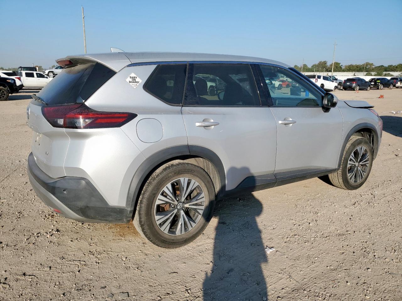 NISSAN ROGUE SV