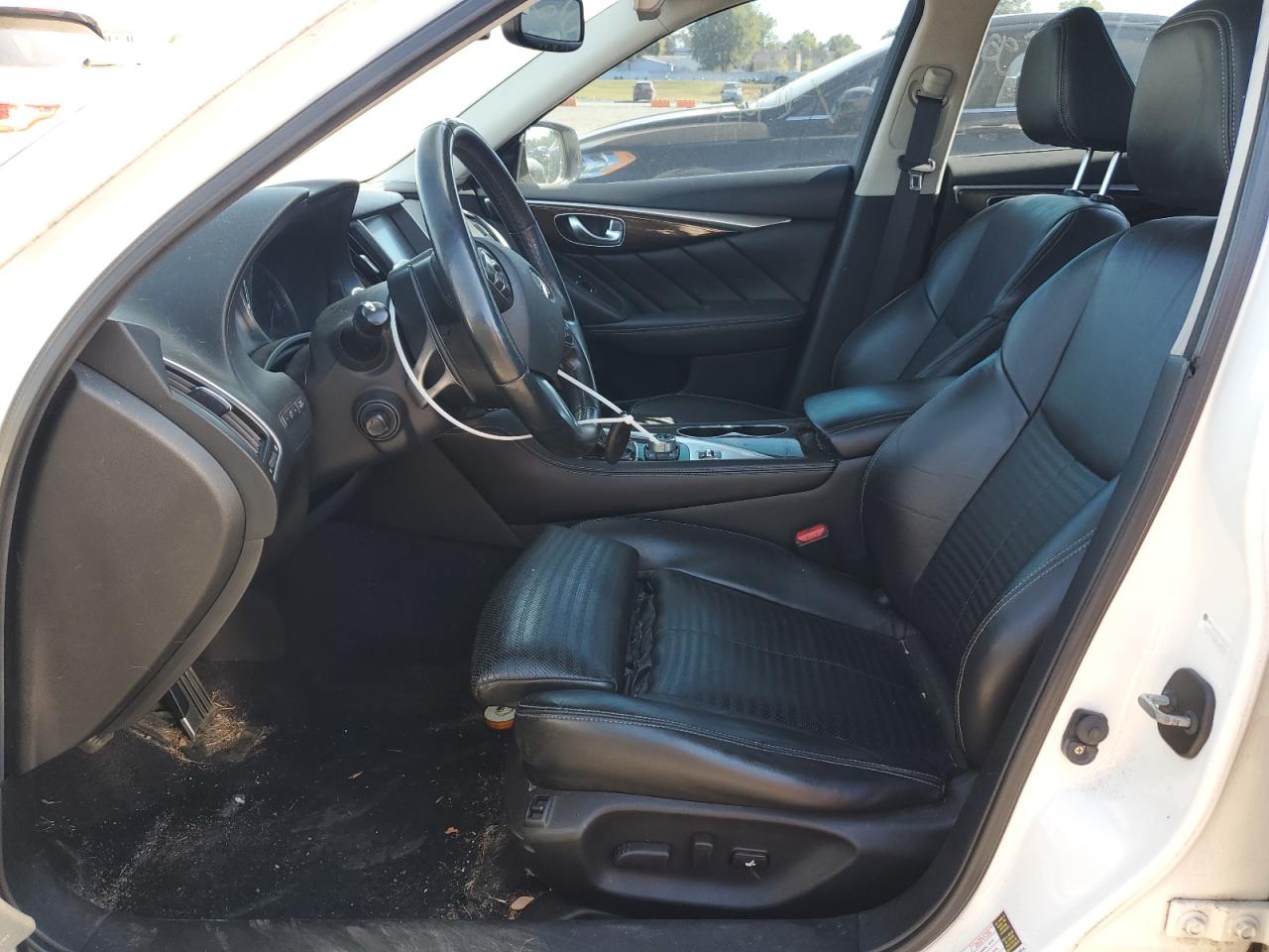 INFINITI Q50 HYBRID PREMIUM