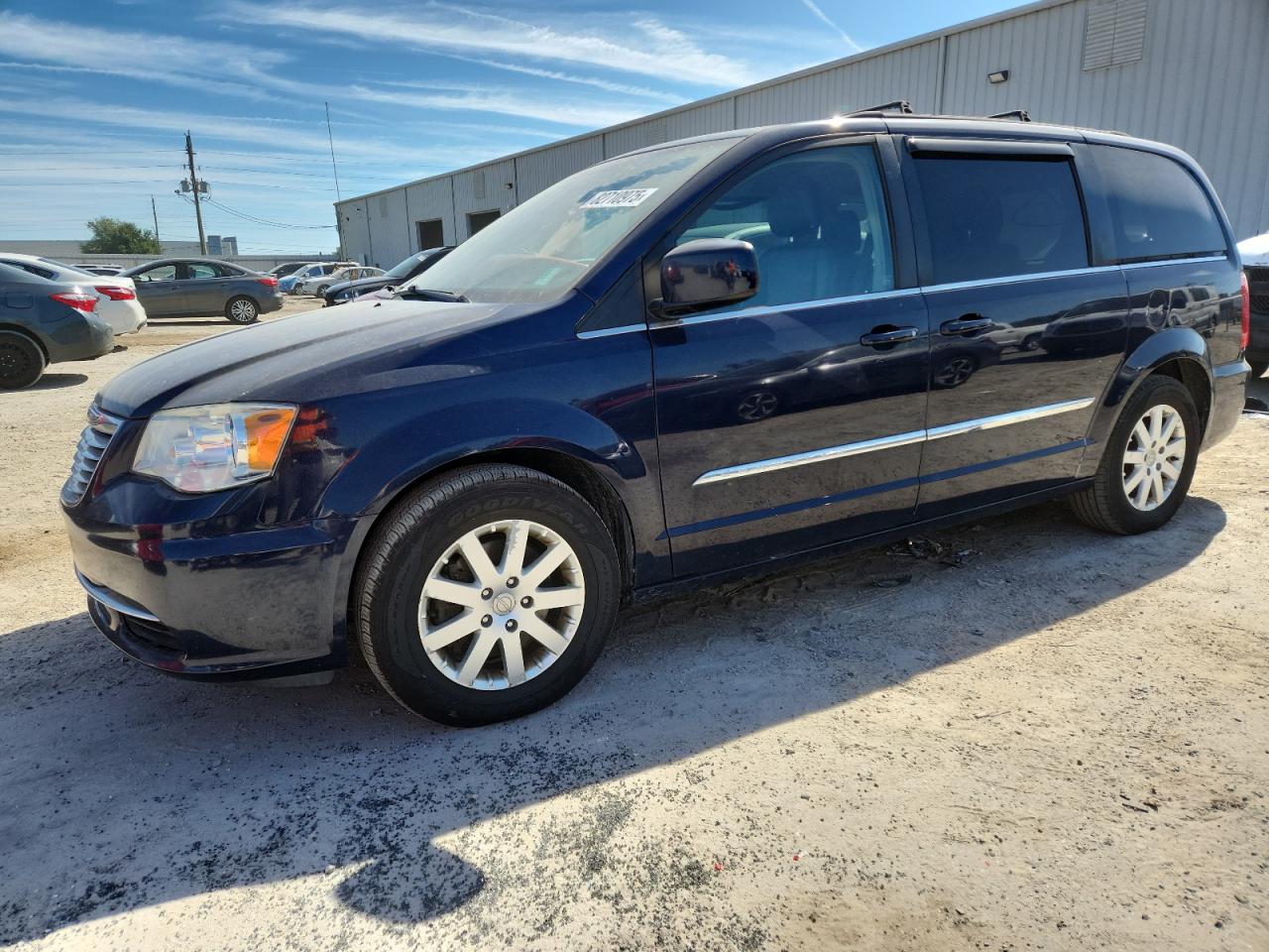 CHRYSLER TOWN & COUNTRY TOURING