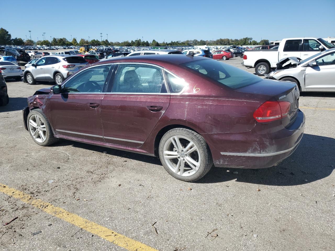 VOLKSWAGEN PASSAT SE