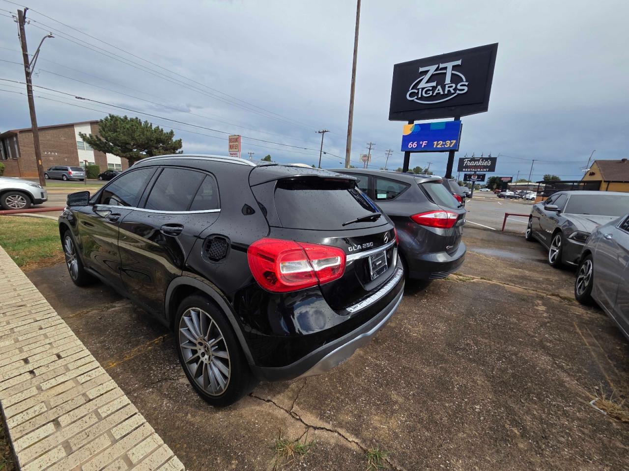 MERCEDES-BENZ GLA-CLASS 250