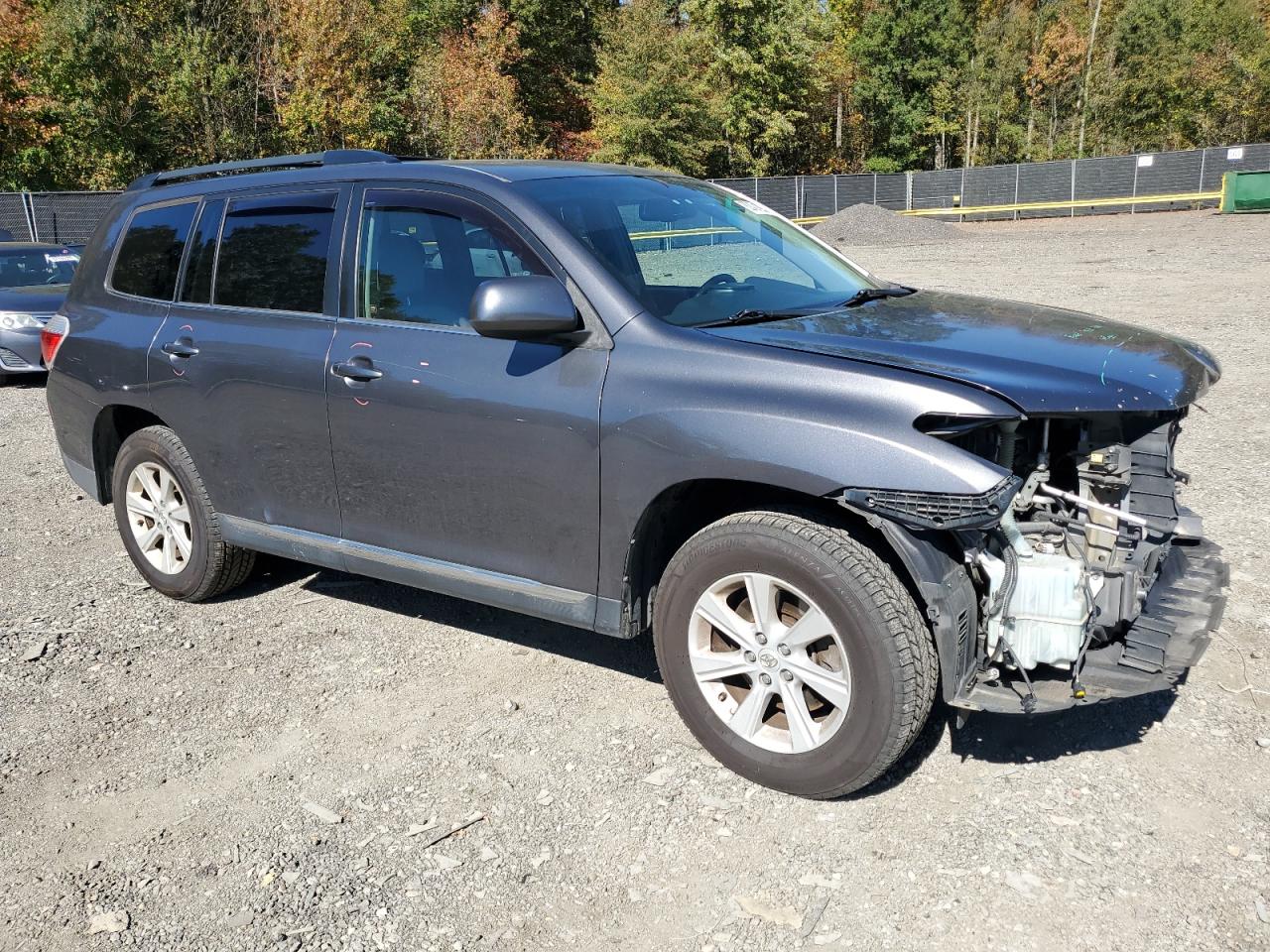 TOYOTA HIGHLANDER BASE