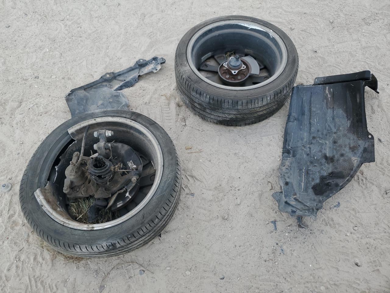 Lot #3305608744 2021 TOYOTA COROLLA SE