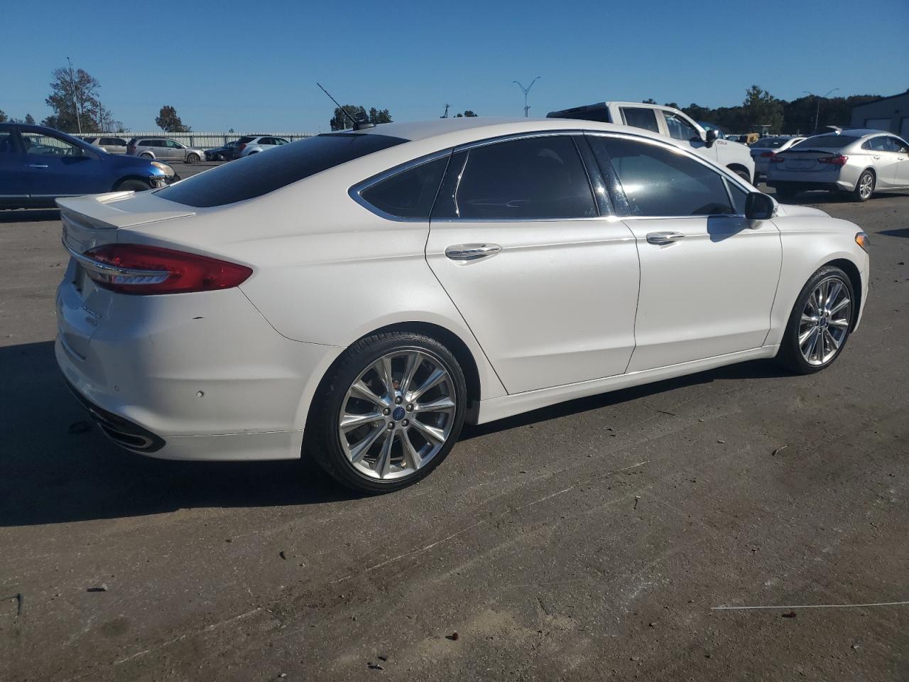 FORD FUSION TITANIUM/PLATINUM