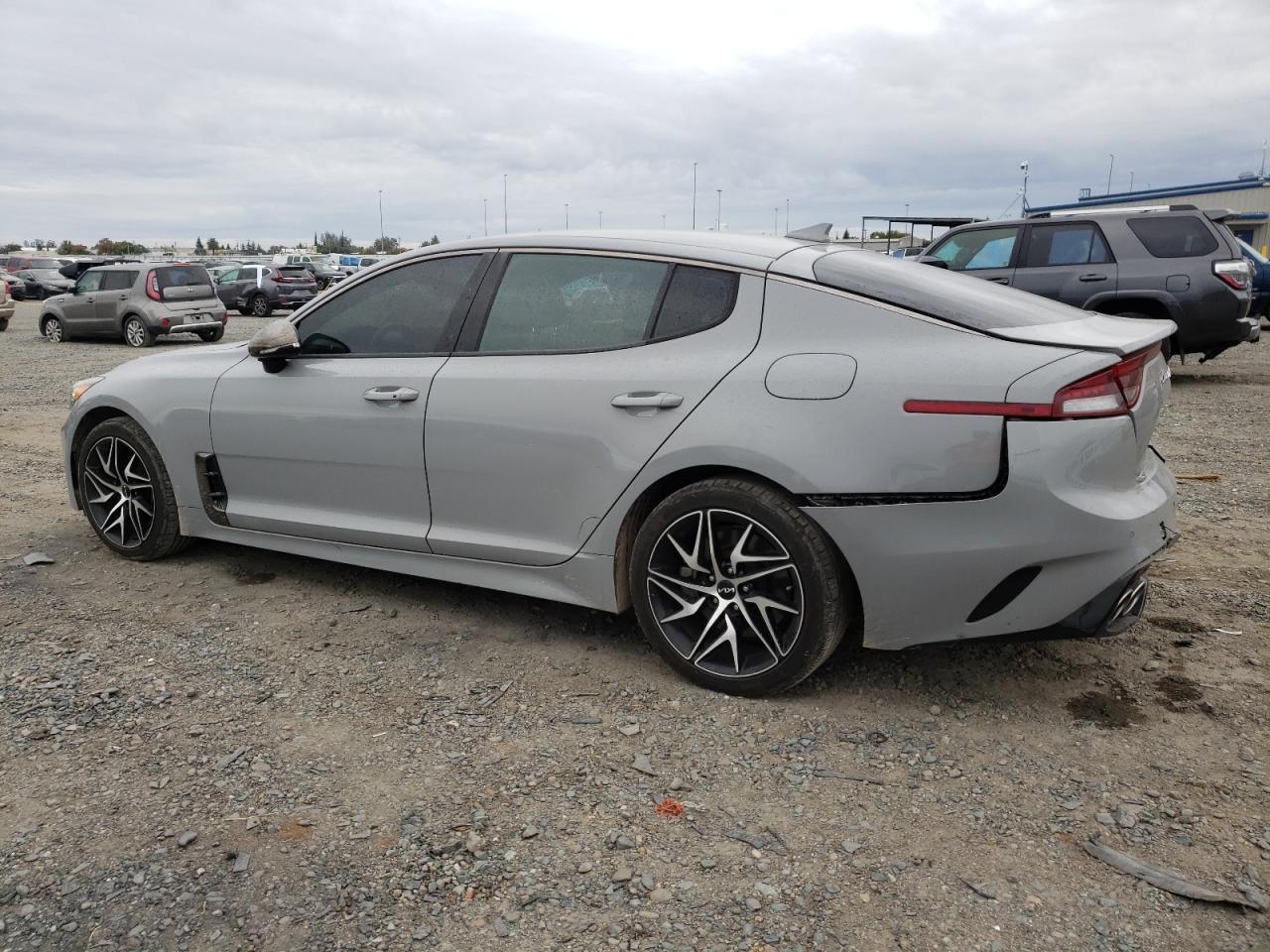 KIA STINGER GT LINE