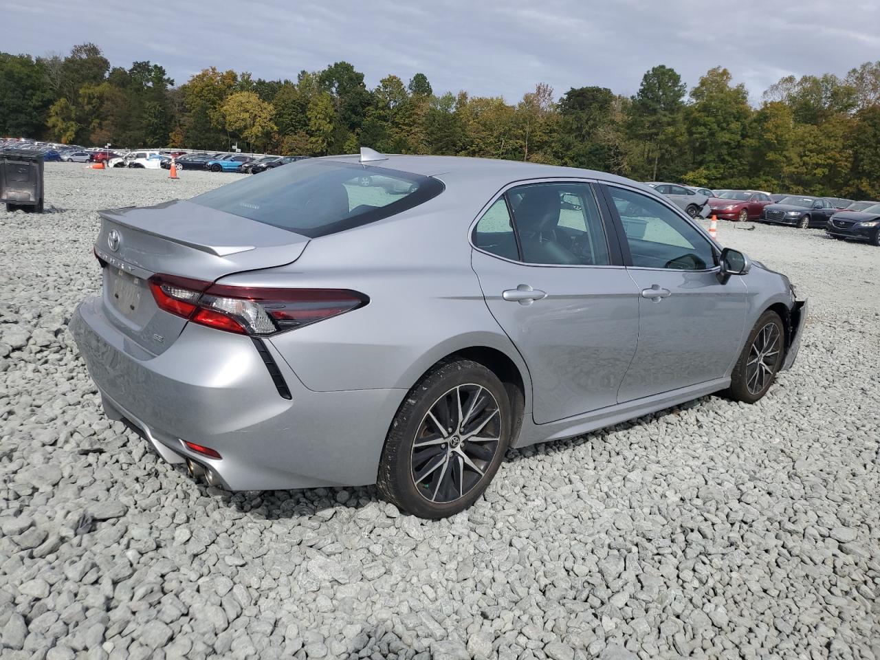 TOYOTA CAMRY SE NIGHT SHADE