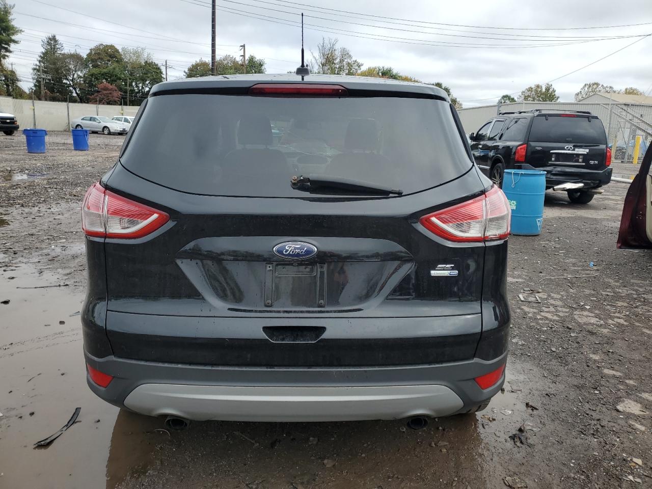 FORD ESCAPE SE
