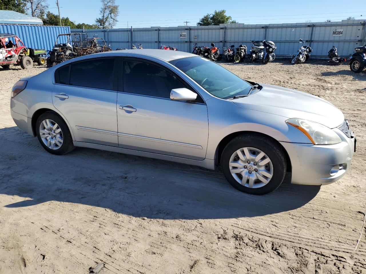 NISSAN ALTIMA BASE