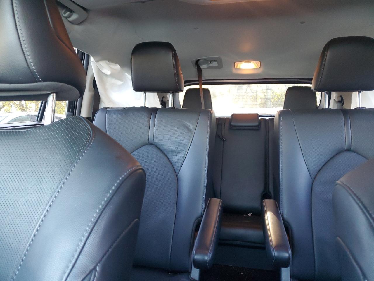 TOYOTA HIGHLANDER LIMITED