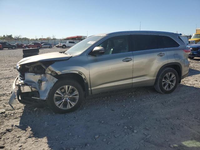TOYOTA HIGHLANDER