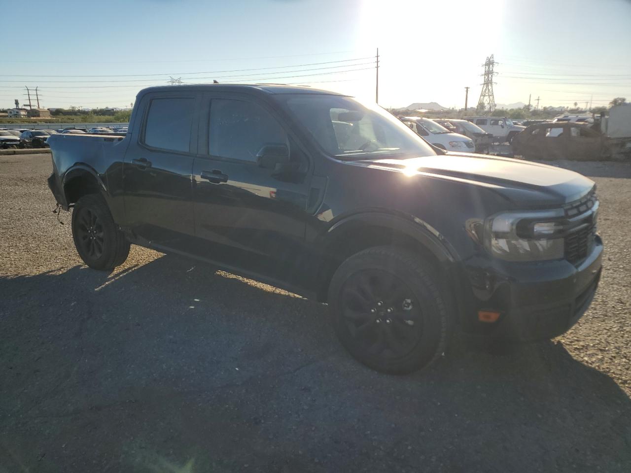 FORD MAVERICK LARIAT