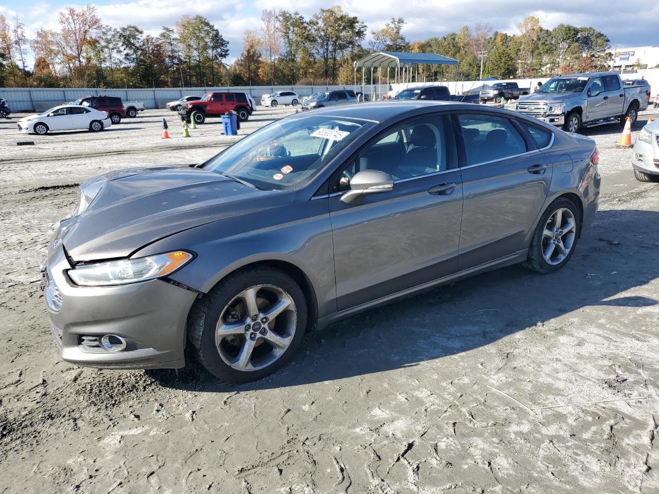 FORD FUSION SE