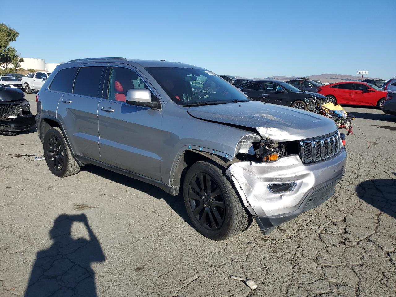 JEEP GRAND CHEROKEE LAREDO