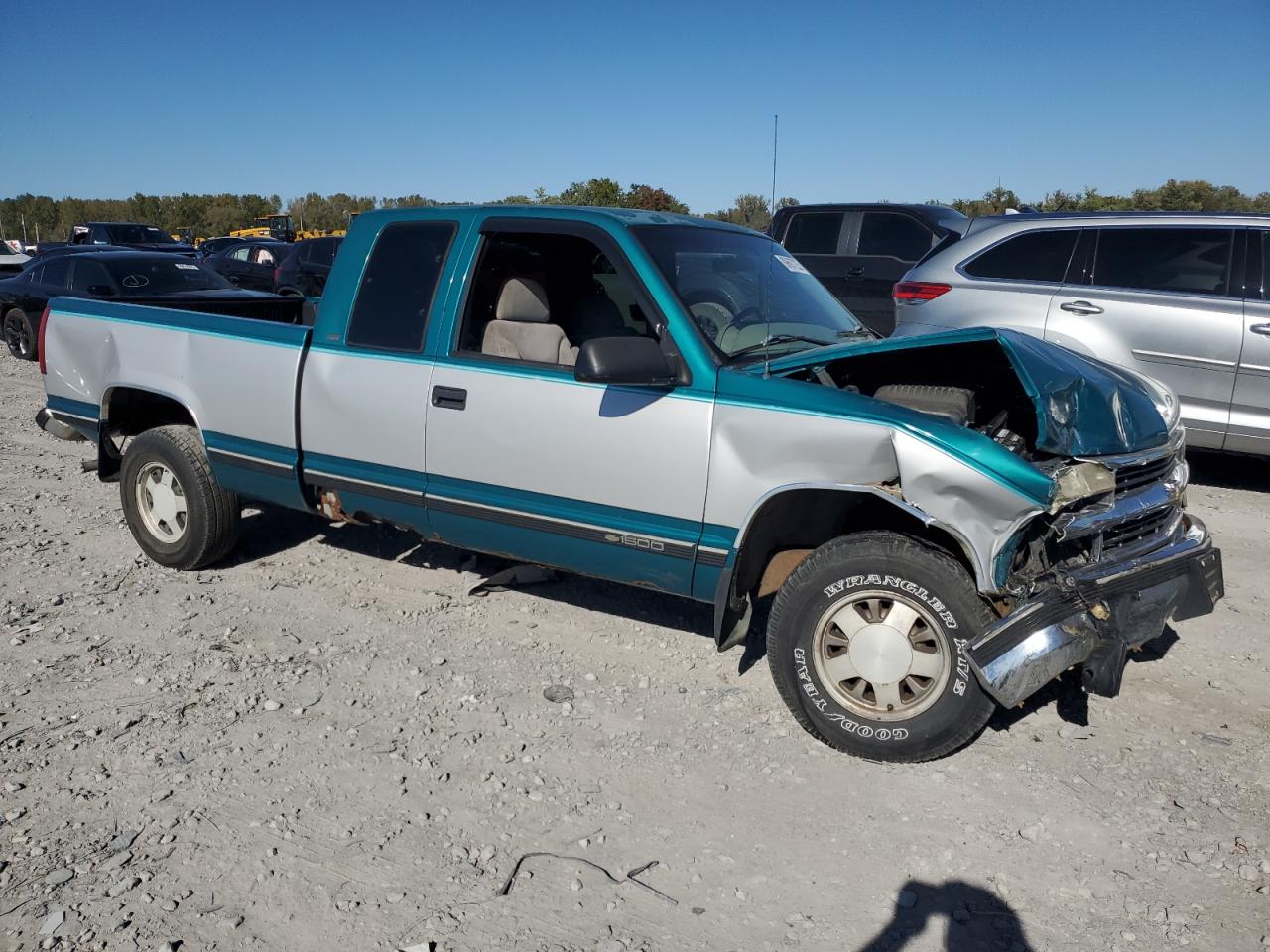 Lot #3282605870 1996 CHEVROLET GMT-400 C1