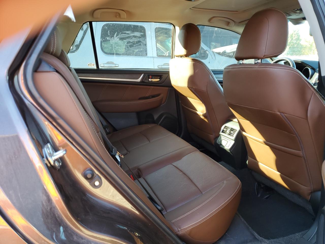 SUBARU OUTBACK TOURING