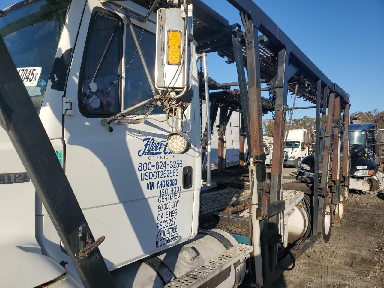 Lot #3278591966 2000 FREIGHTLINER MEDIUM CON