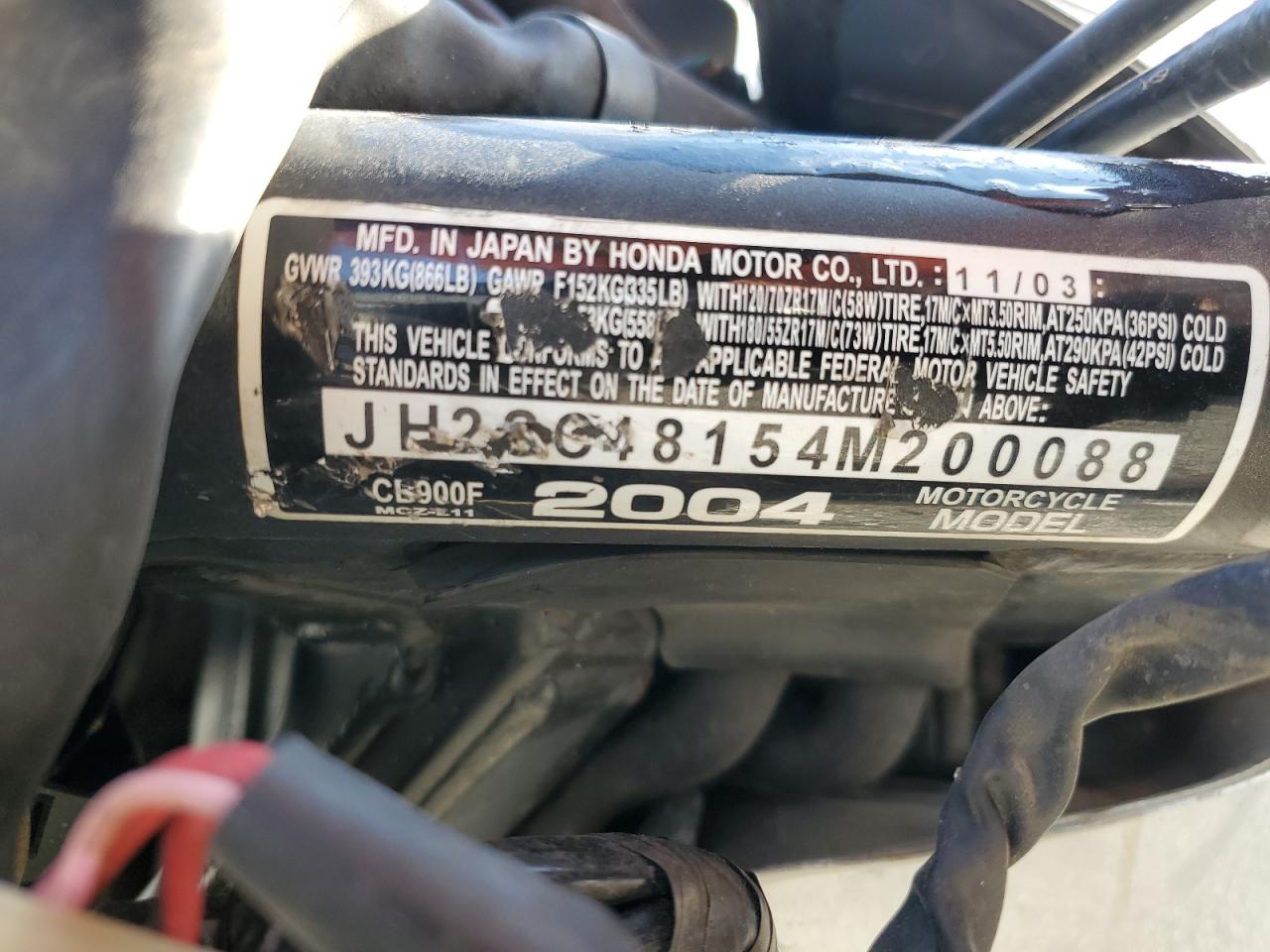 Lot #3285012939 2004 HONDA CB900