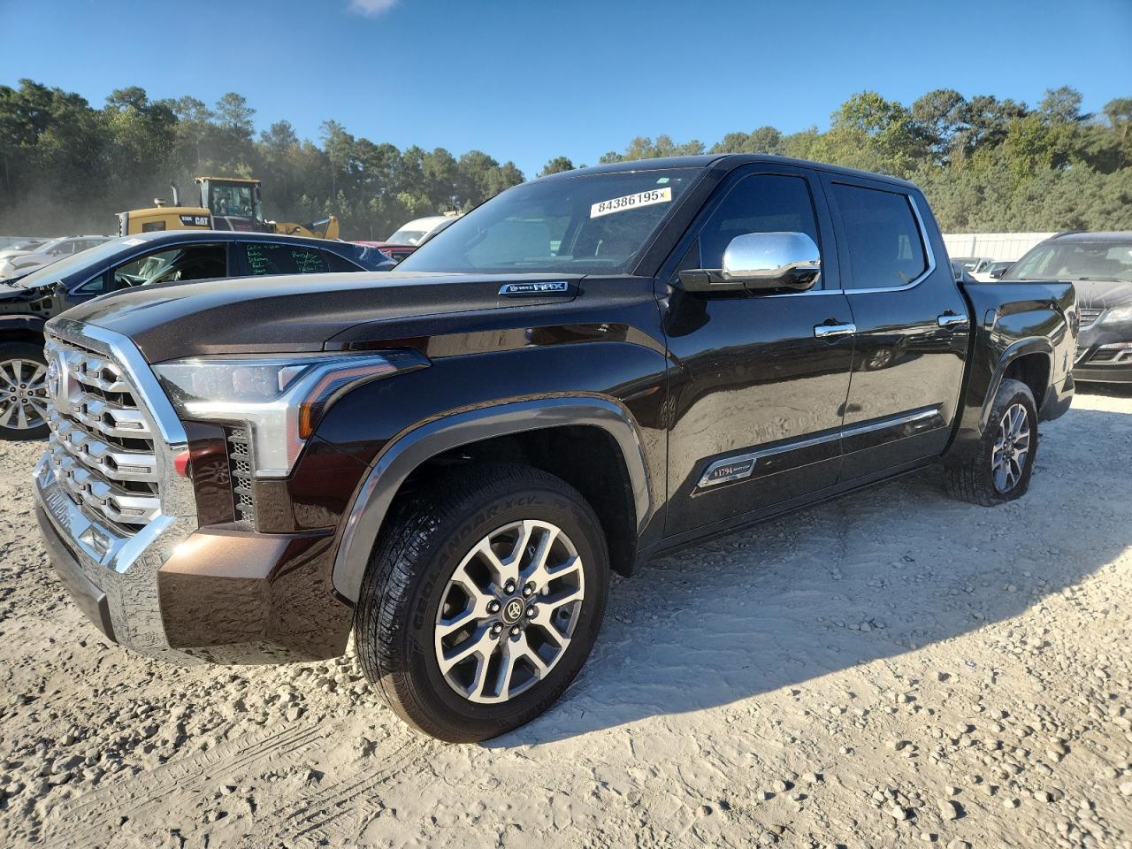 TOYOTA TUNDRA CREWMAX PLATINUM