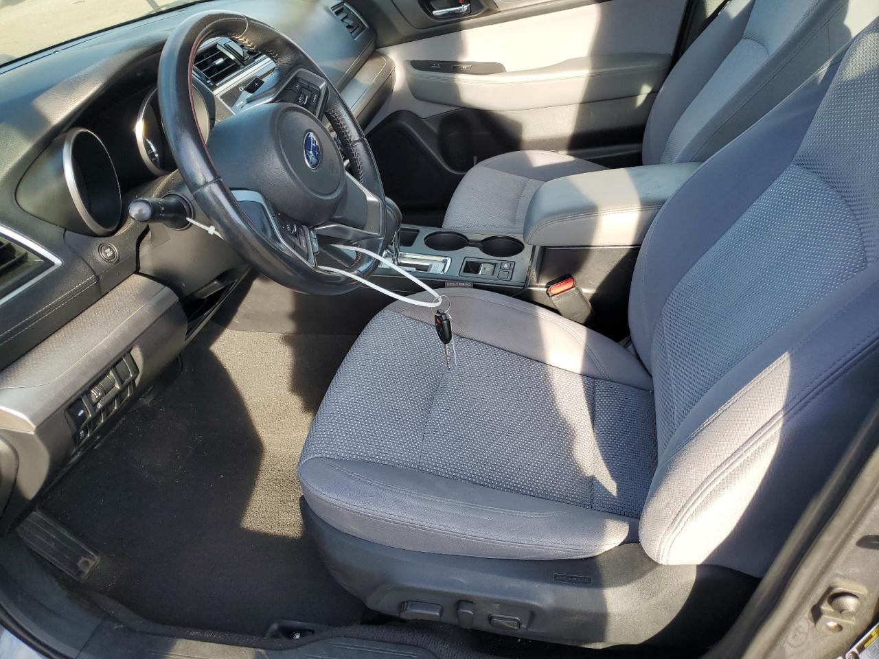 SUBARU LEGACY 2.5I PREMIUM