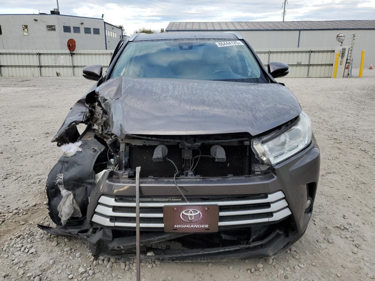 TOYOTA HIGHLANDER SE