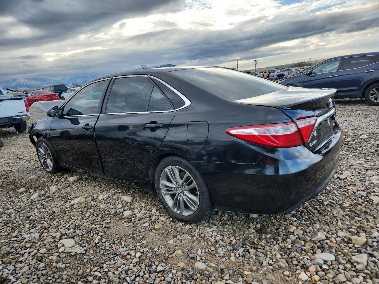 TOYOTA CAMRY LE
