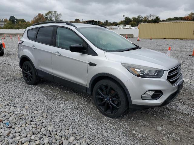 2018 FORD ESCAPE SE - 1FMCU9GD4JUB78529