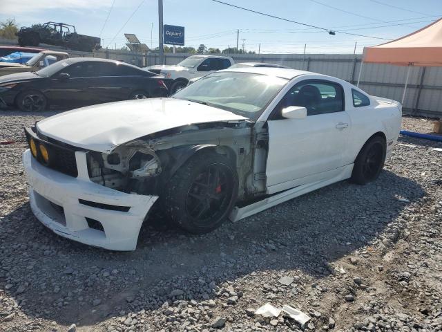 Global Auto Auctions: 2005 FORD MUSTANG GT