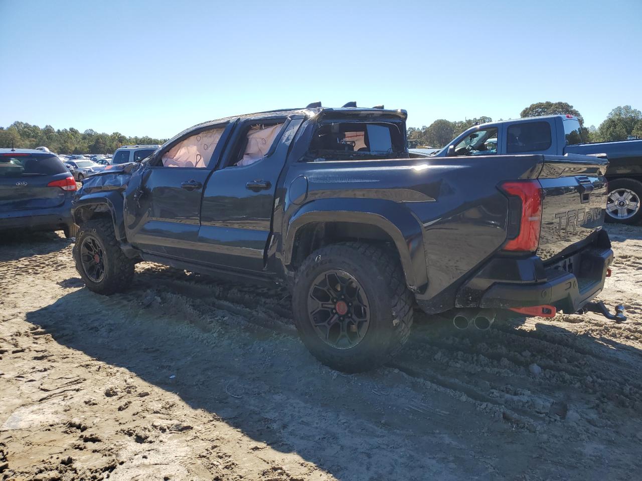TOYOTA TACOMA DOUBLE CAB