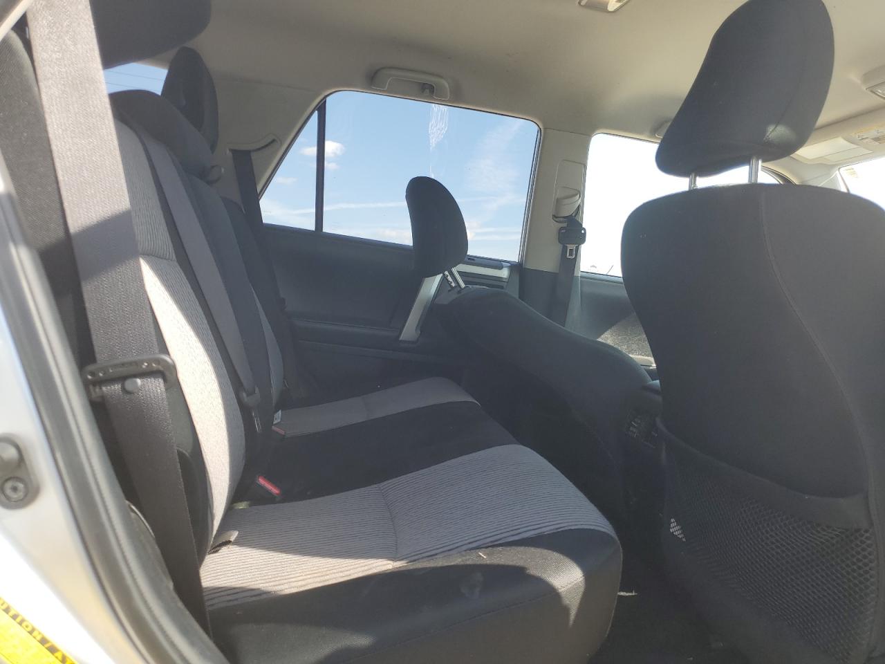 TOYOTA 4RUNNER SR5/SR5 PREMIUM