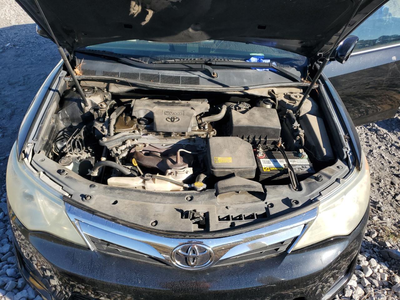 TOYOTA CAMRY BASE