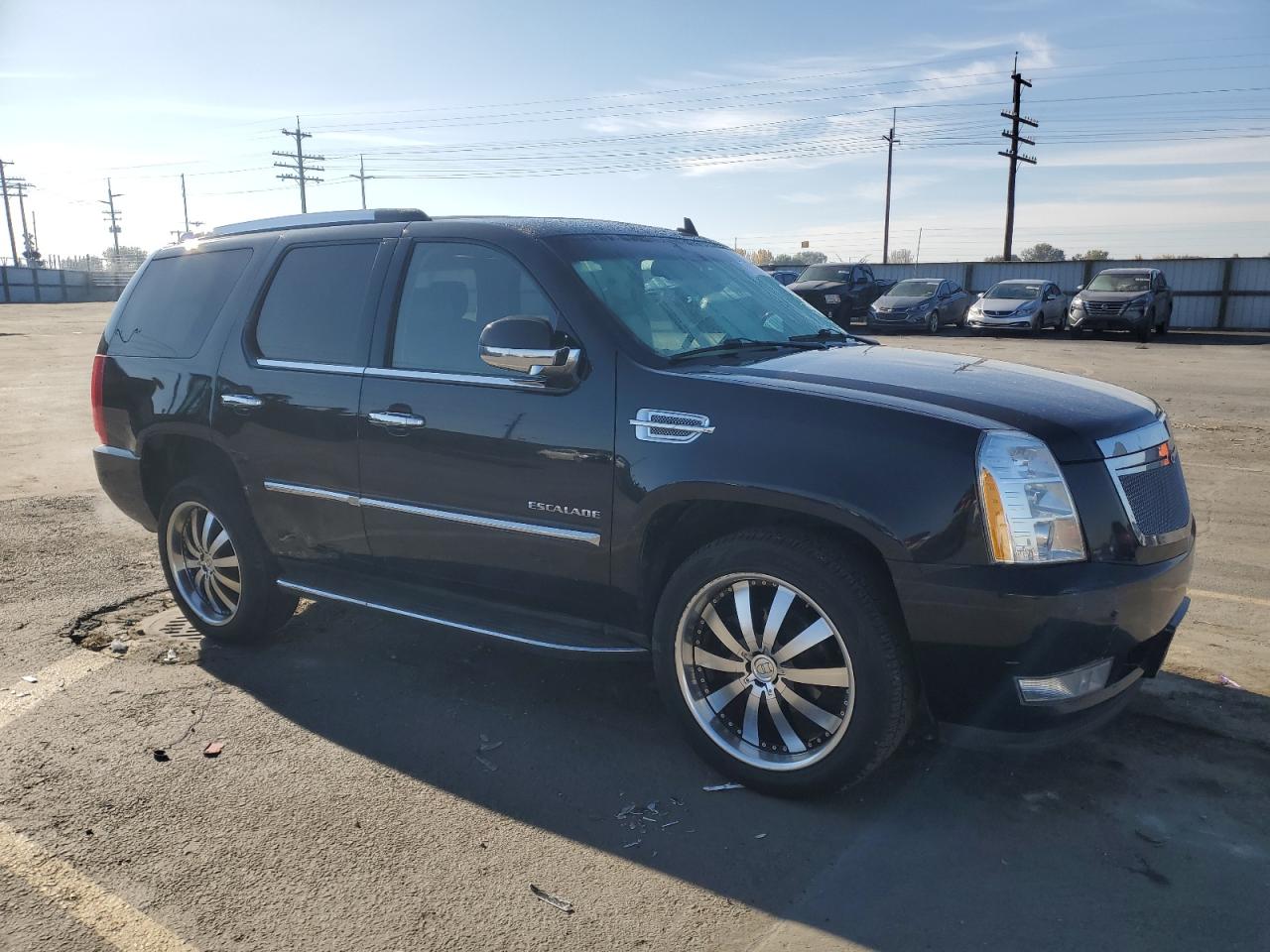 CADILLAC ESCALADE LUXURY