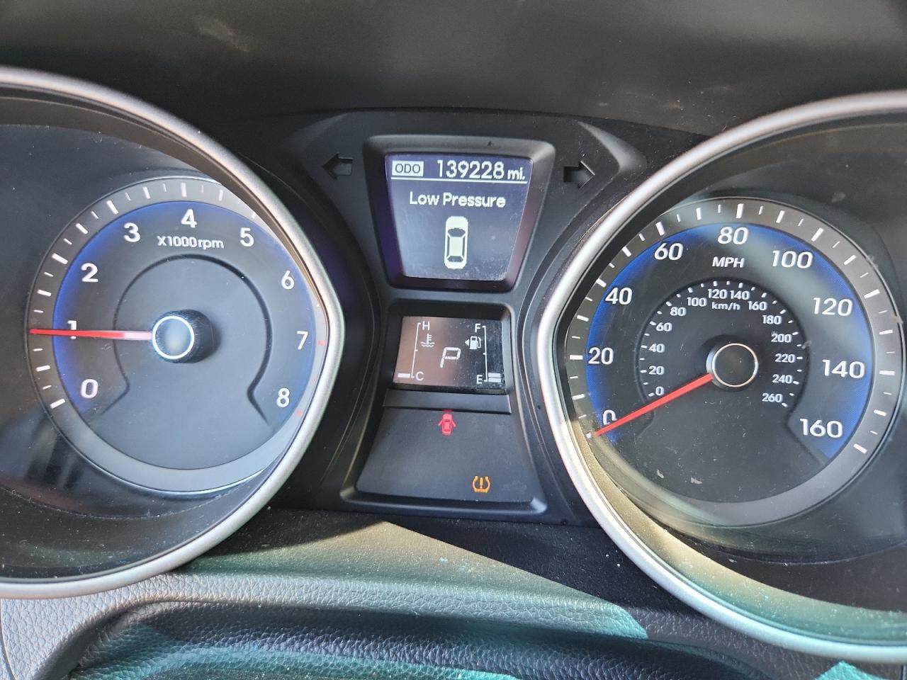 Lot #3284573354 2017 HYUNDAI ELANTRA GT