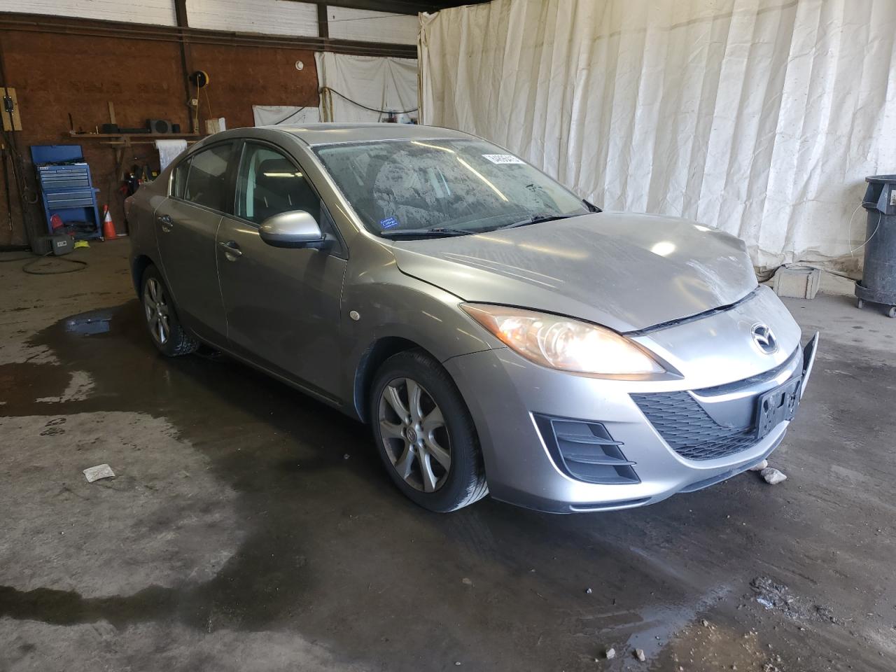 MAZDA 3 I