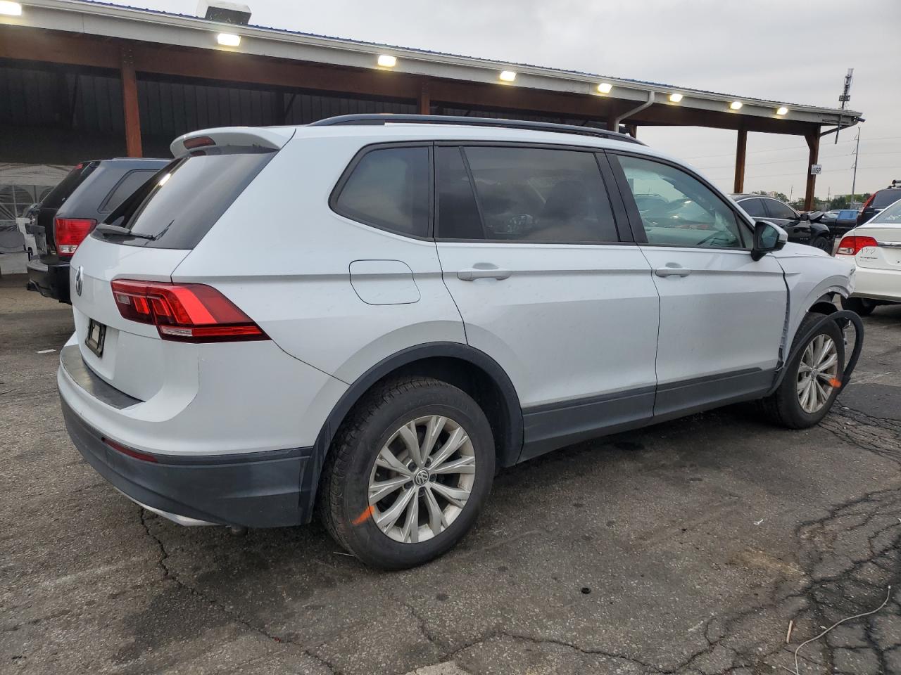 VOLKSWAGEN TIGUAN S