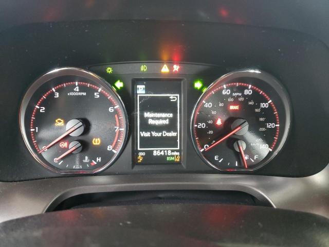 2018 TOYOTA RAV4 SE JTMNFREV7JJ179002