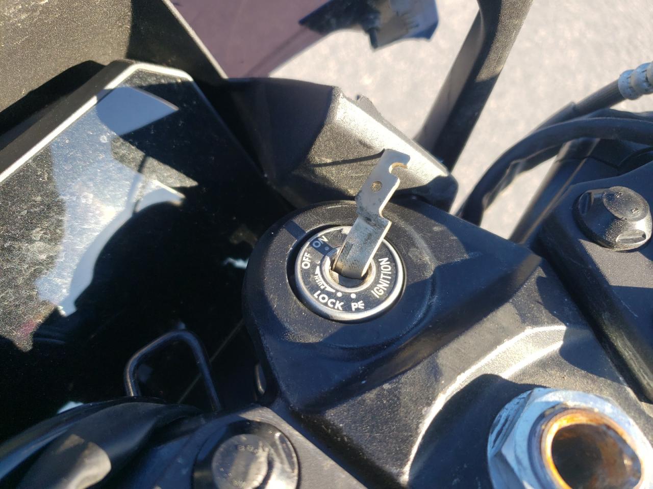 Lot #3296250516 2024 SUZUKI GSX800 F