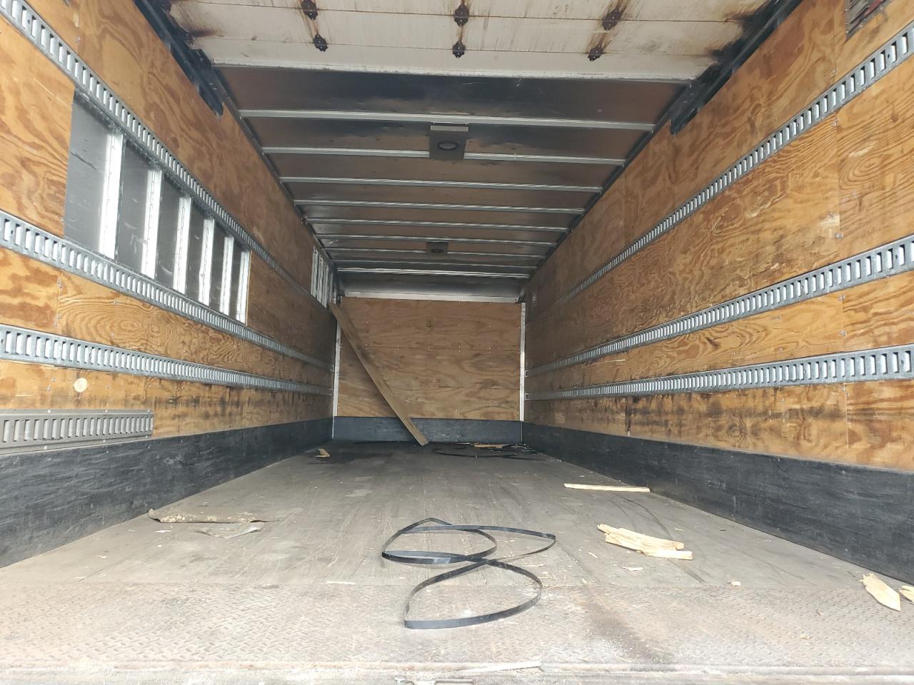 Lot #3301984413 2012 FREIGHTLINER M2 106 MED