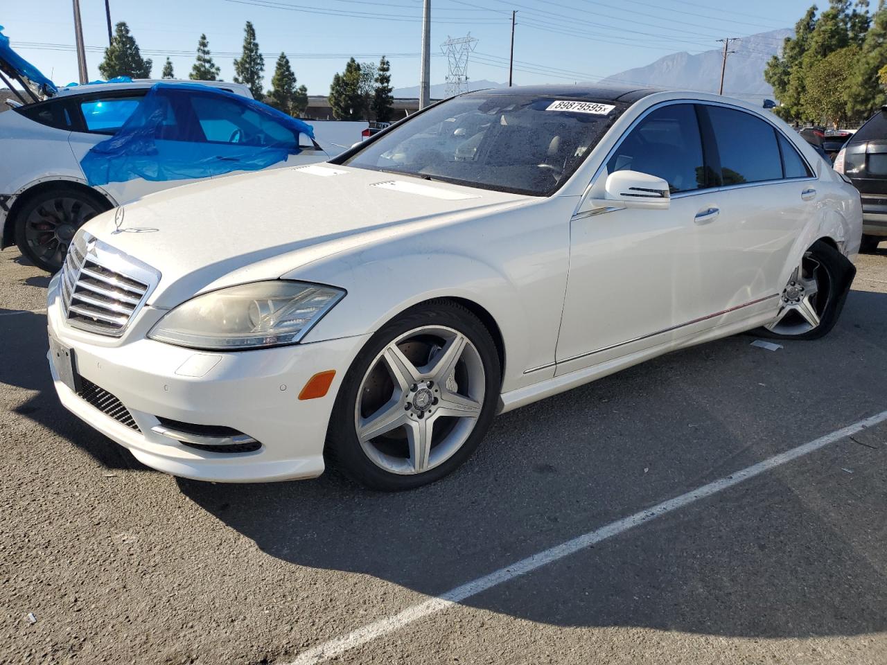 MERCEDES-BENZ S-CLASS 550