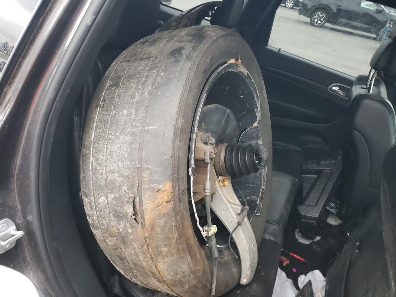 JEEP GRAND CHEROKEE LAREDO